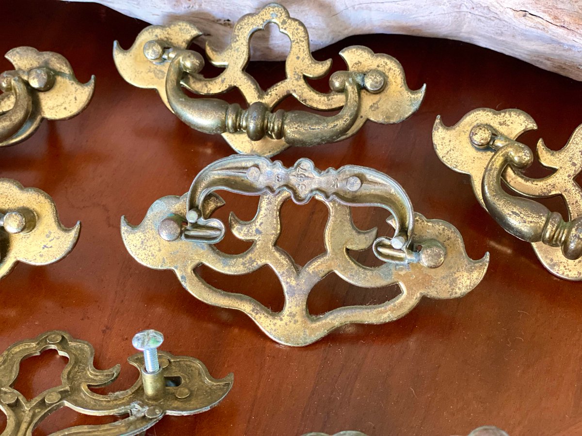 VSeagrape's tweet image. Drawer Pulls, Vintage Brass Hardware Drawer Pulls Handles, 3'' Center Hardware, Vintage Hardware, Vintage Drawer Pulls, Metal Handles, USA #VintageKnobs #VintagePulls