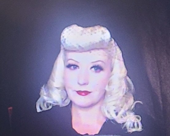 SMOKINGMARYJANE's tweet photo. The MaryJane Show Live now https://t.co/SgcrtFLvsD #1946 https://t.co/Hw8hU2hWZA