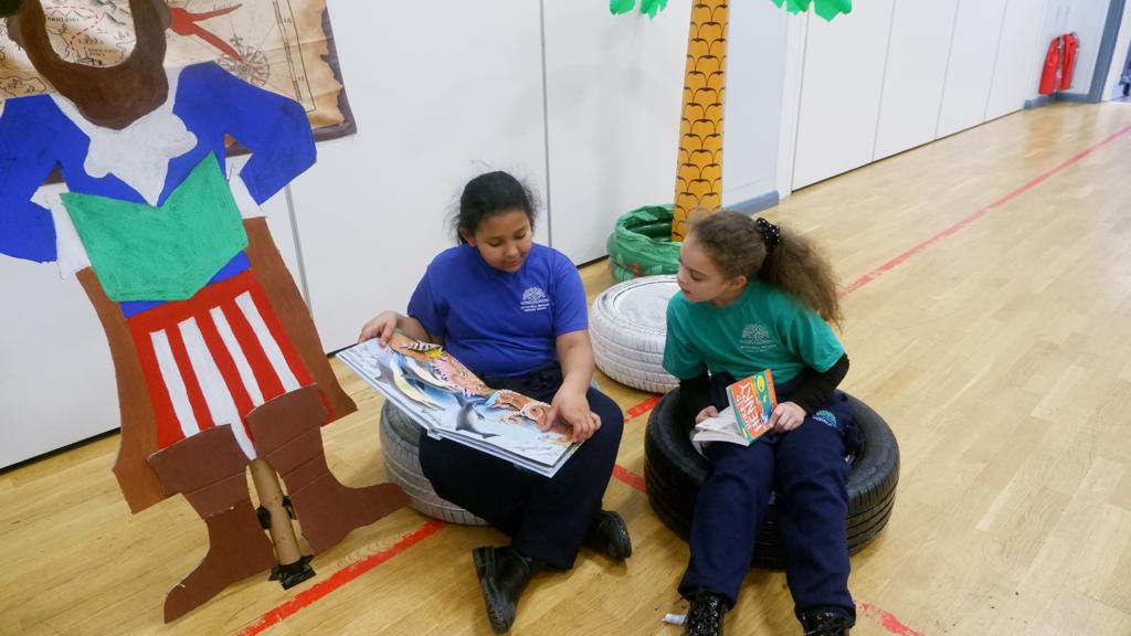 MBrookprimary's tweet photo. Readathon 2022 #MBstars #everychildwillsucceed #WorldBookDay #readinginschool https://t.co/WDWUsPR9mD