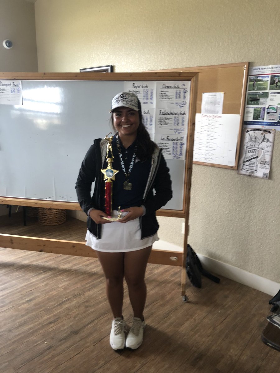Karina Duran and Quade Woods win at Buckhorn this weekend! Proud of these two seniors. #proudcoach #prouddad <a href="/UIWMensGolf/">UIW Men's Golf</a> <a href="/UIWWomensGolf/">UIW Women's Golf</a>