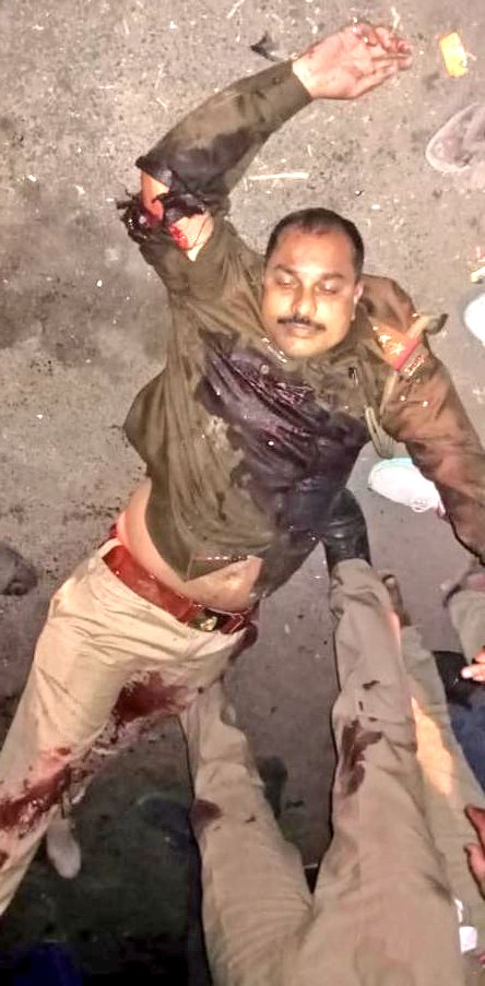onlypolicenews's tweet photo. ‼️लखनऊ में देर रात दर्दनाक सड़क हादसा,इंस्पेक्टर सैरपुर संजय सिंह की सड़क हादसे में दर्दनाक,दुःखद मौत,हाल ही में लखनऊ कमिश्नरेट लखनऊ में नया थाना बना है सैरपुर‼️
@Uppolice
@dgpup
@lkopolice
#onlypolicenews https://t.co/1SK7QM3LGA