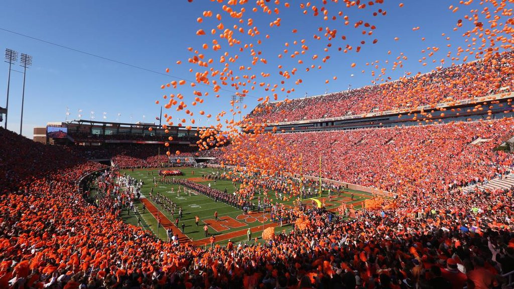 Tony_Rojas5's tweet photo. After a great conversation with @ClemsonFB I am BLESSED to receive a scholarship offer from CLEMSON UNIVERSITY!! 🧡🤍@CoachNell @FairfaxLionsFB @_coachreaves @WesleyGoodwin https://t.co/Tk6mFstY7y