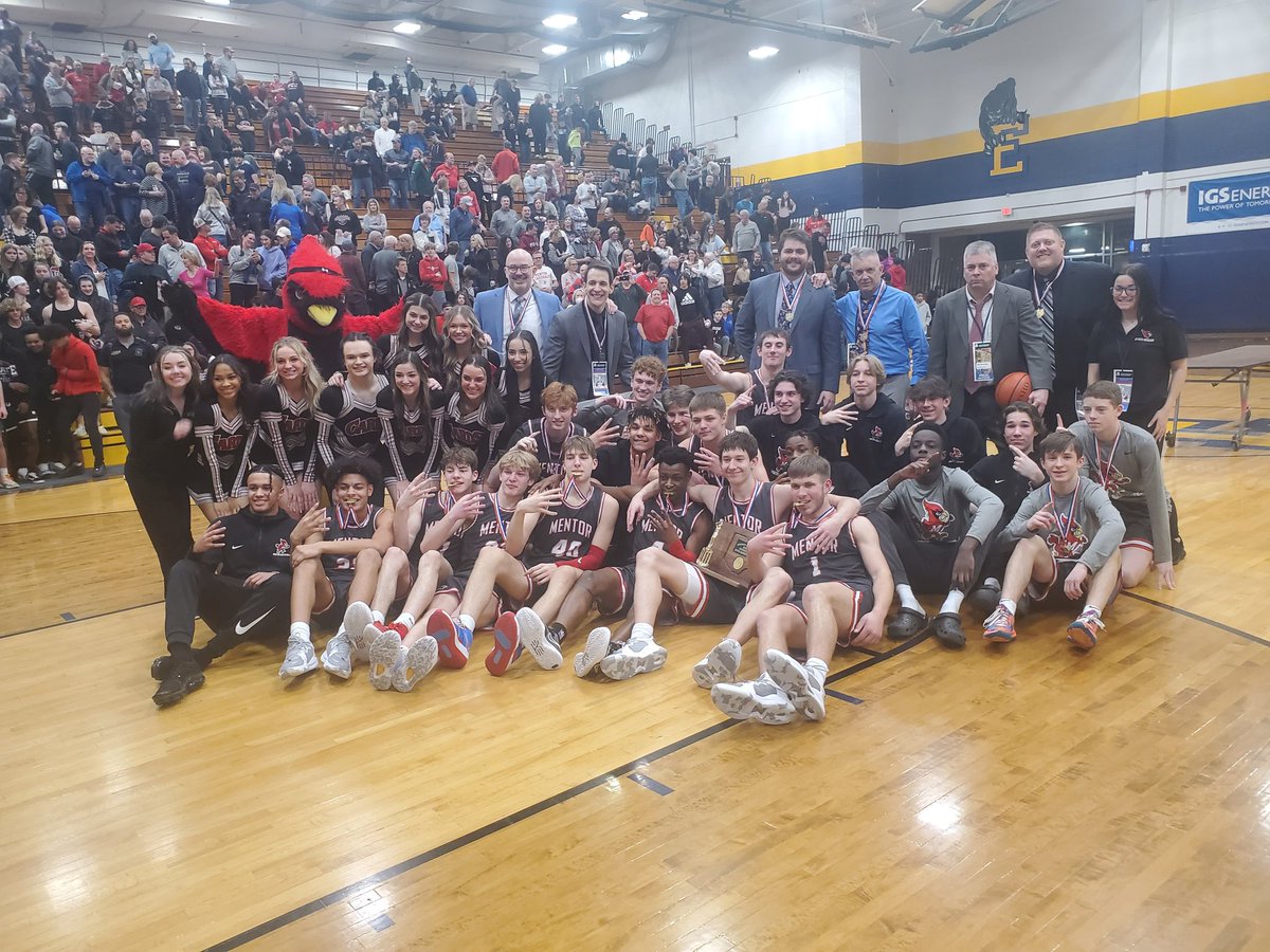 62-46 Cards win! Advance to regional play on Thursday at Copley vs St Eds! #onceacard #thestandard