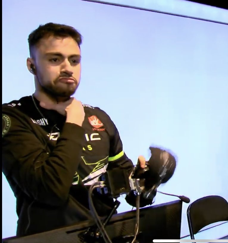 notJethroTV's tweet photo. A perfect tweet for what just happened. #CDL2022 https://t.co/GLHKROHCz2