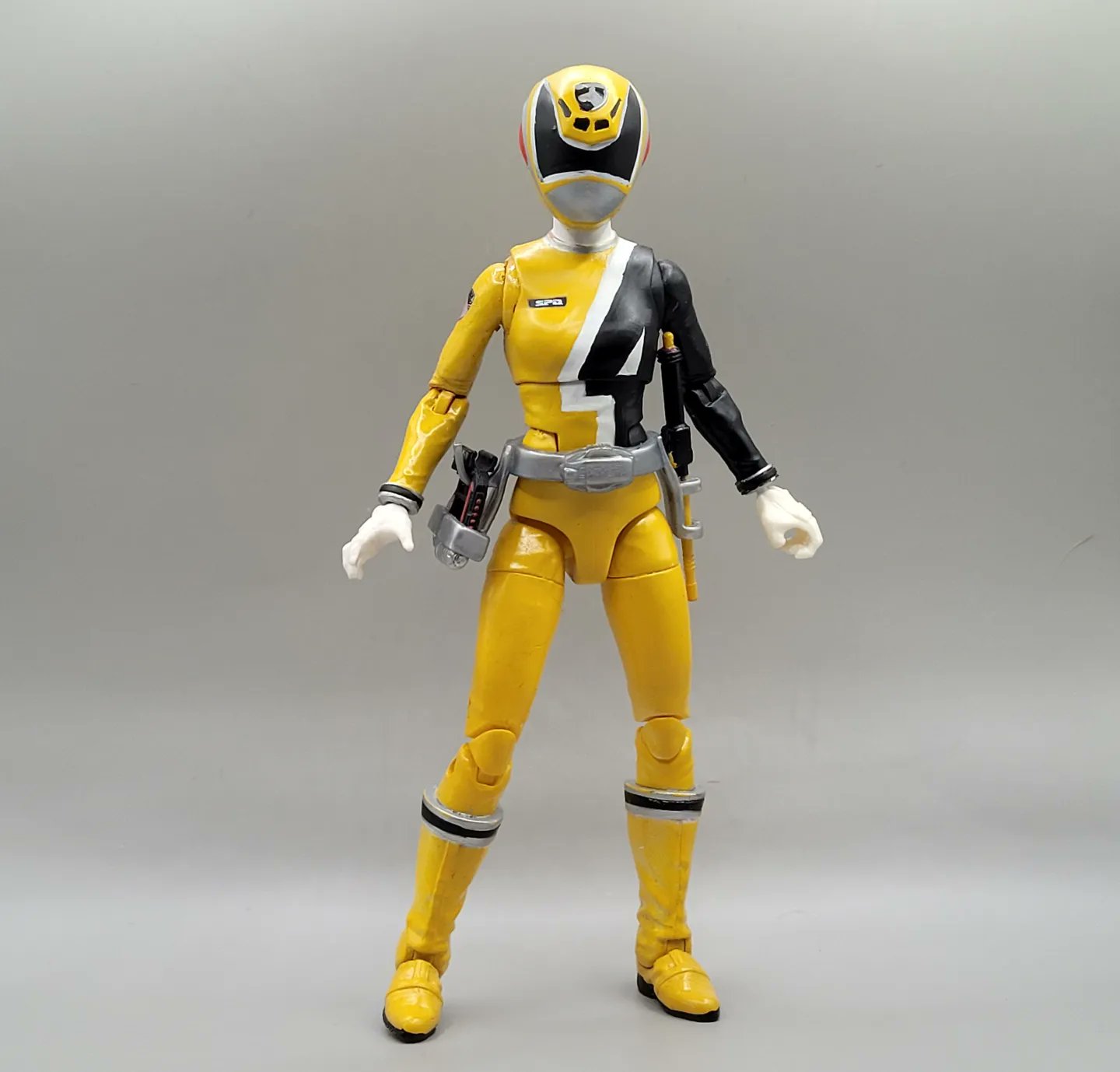 power rangers spd yellow ranger