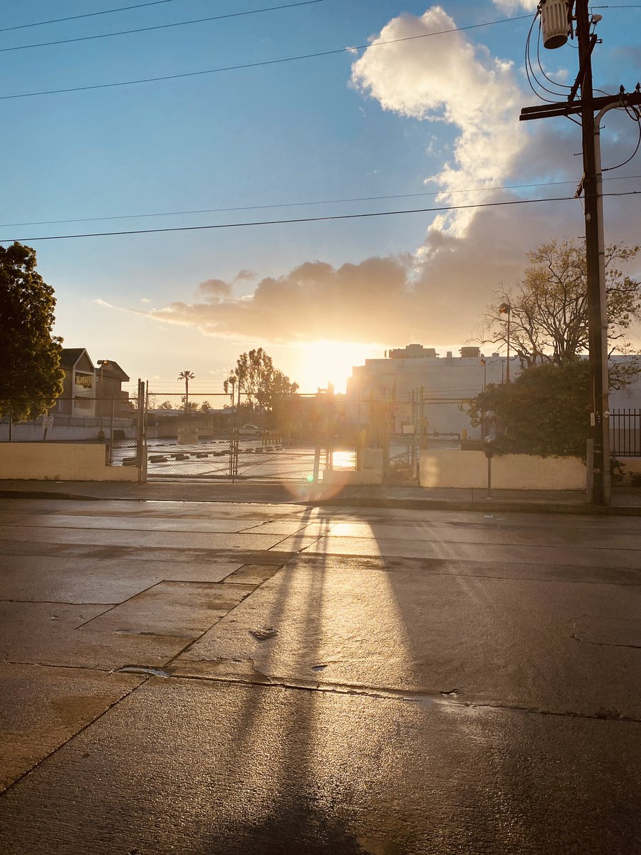 LaynoProd's tweet image. LA SUN/RAIN