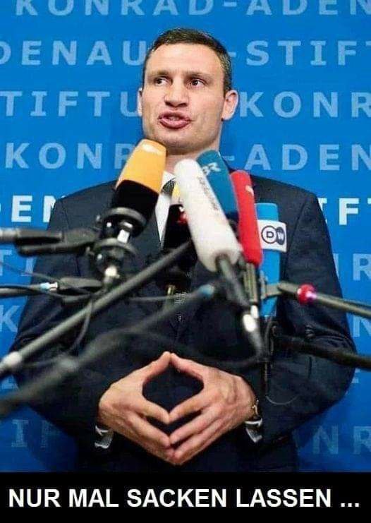 GroEddy's tweet photo. 😬🤣🤮😂 https://t.co/4q0xL8w2WV