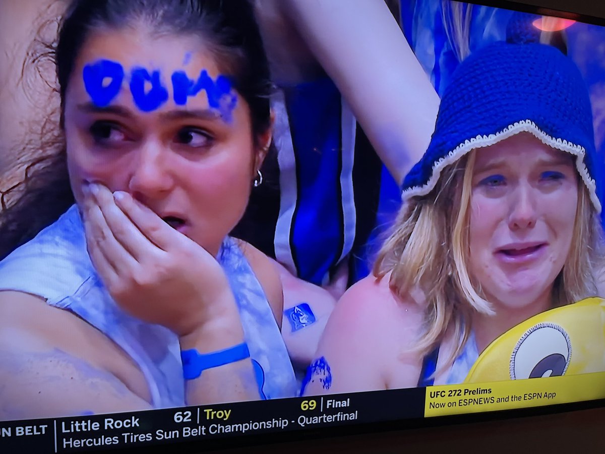 KyEngineerin's tweet photo. A live look inside of Coach K’s last home game. Amazing photos that I’ll cherish for life. 🇺🇸 #GoPuke https://t.co/Mr7J6e0qRI