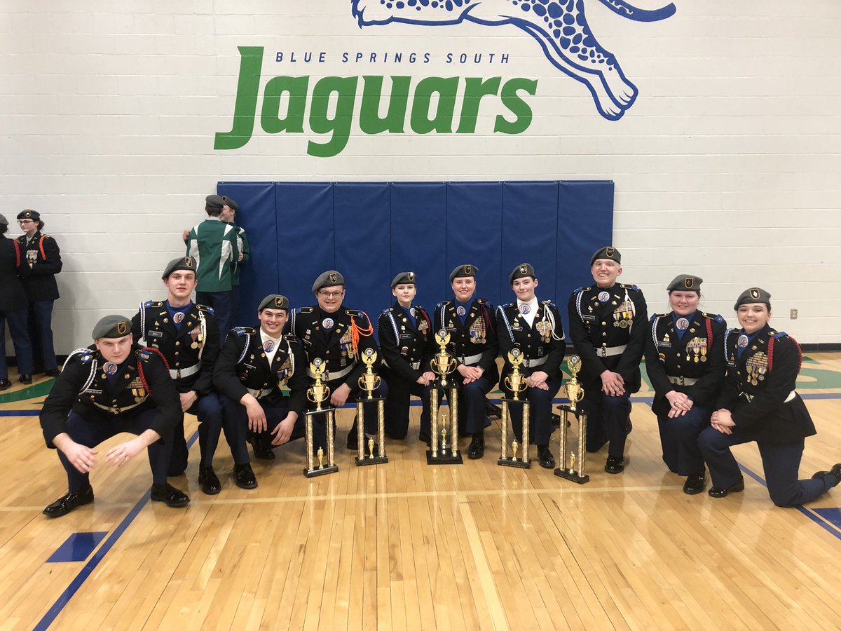 CHS_JROTC's tweet photo. This weekend at Blue Springs South Regional Drill Meet against 21 schools we won the following: 3rd Overall Champion Drill team, 4th Exhibition w/weapons,4th  Color Guard w/weapons, 4th Color Guard, 5th Regulation w/weapons, congrats !! https://t.co/qeD9MxZAux