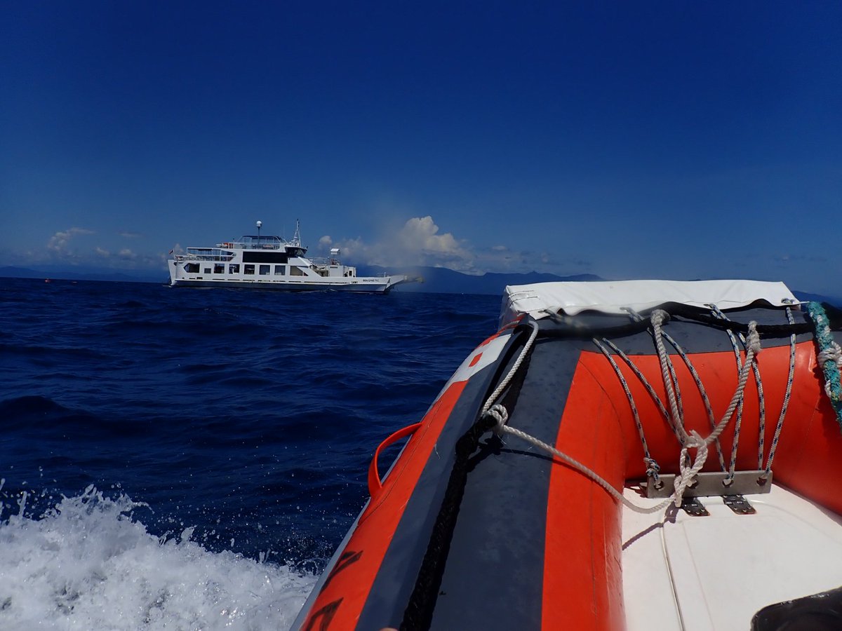 Reef research from a car ferry is a first for me but loving the space. Two @SeaSim_AIMS aquarium systems on board, four tenders, up to 16 people. Heaps of space for both #globalsearch and #rrap projects. Makes @aims_gov_au (fantastic) research vessels look small in comparison😘