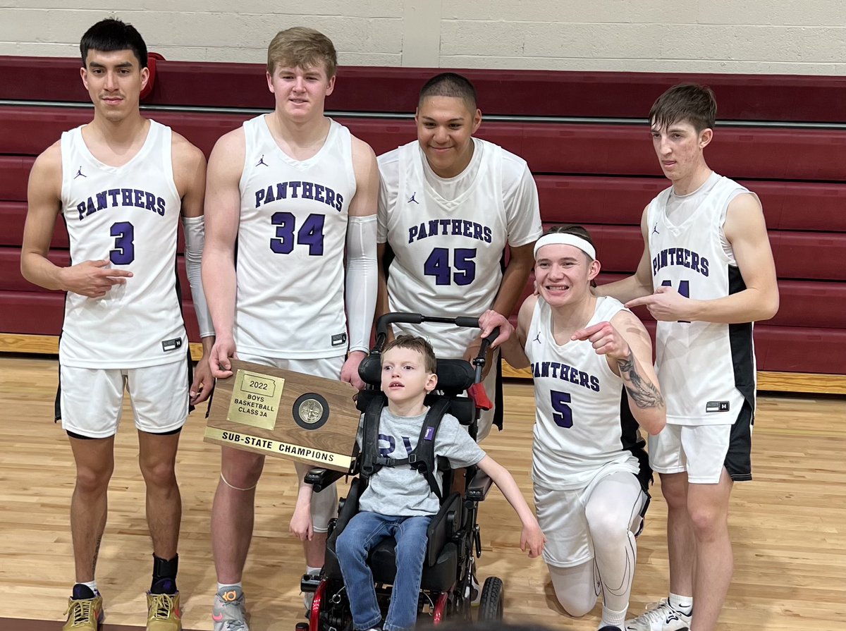 Chris Brown tweet media