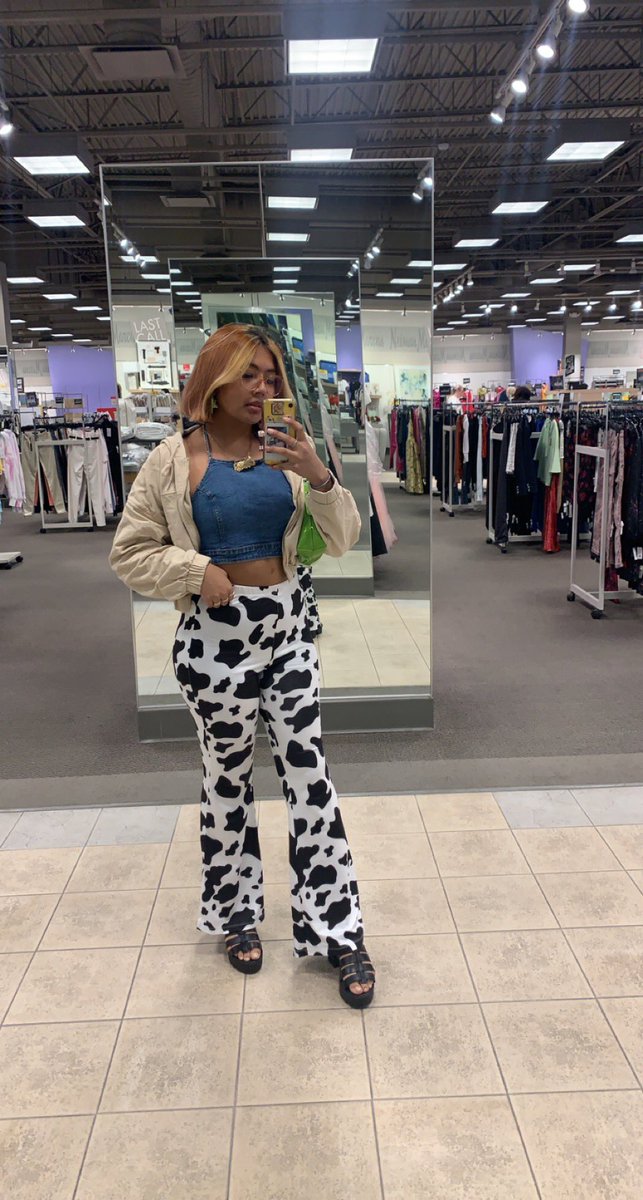 ashmeza1's tweet photo. i was feelin me today 🥰 https://t.co/h6ZdVNFK2P