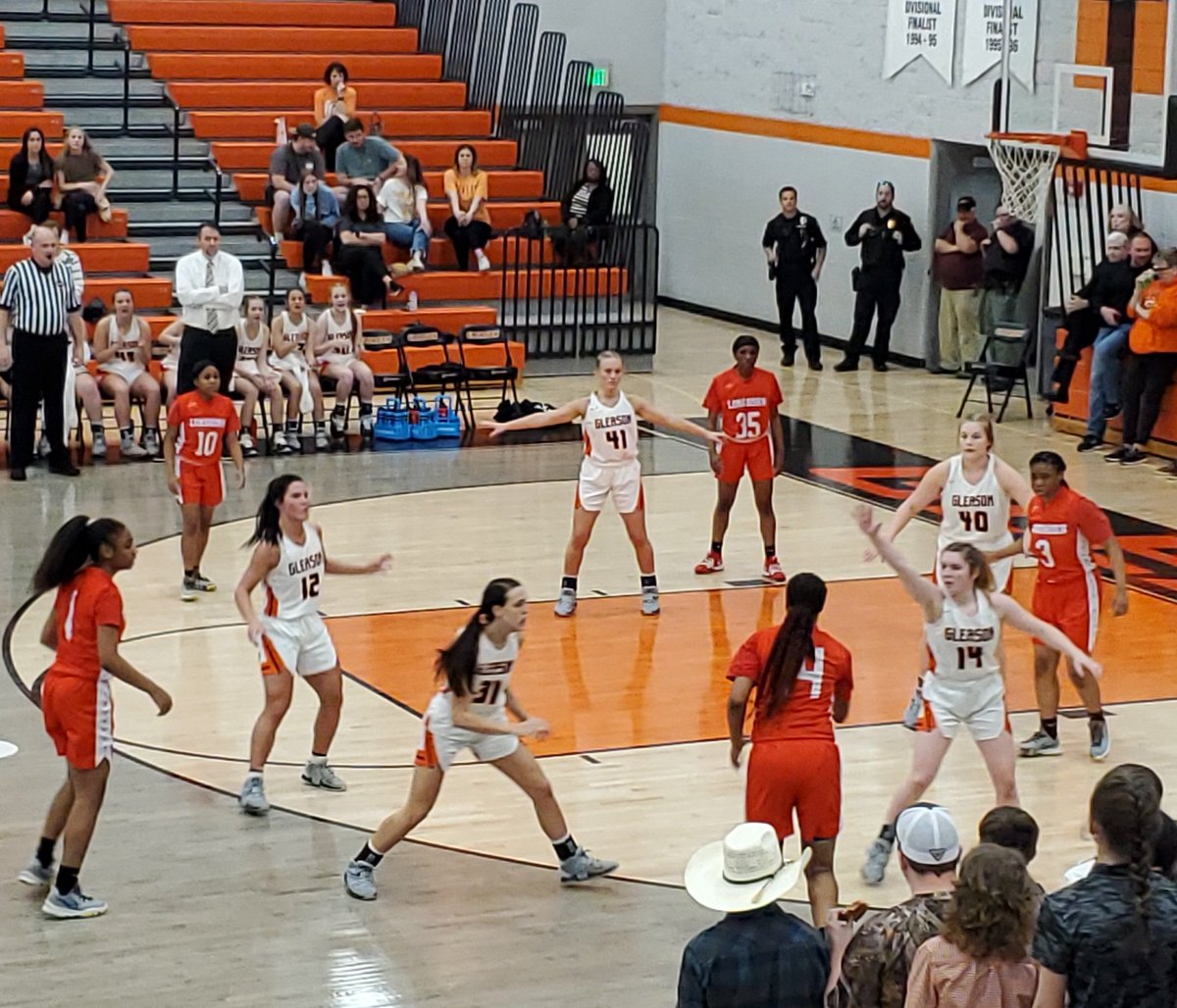 HuskerVol's tweet photo. #TennesseeGirlsHighSchoolBasketball #TSSAA #Class1ASectional: @WestwoodHighSc2(red) vs. @GleasonGBB(white) https://t.co/Hnjmj3Mnx7