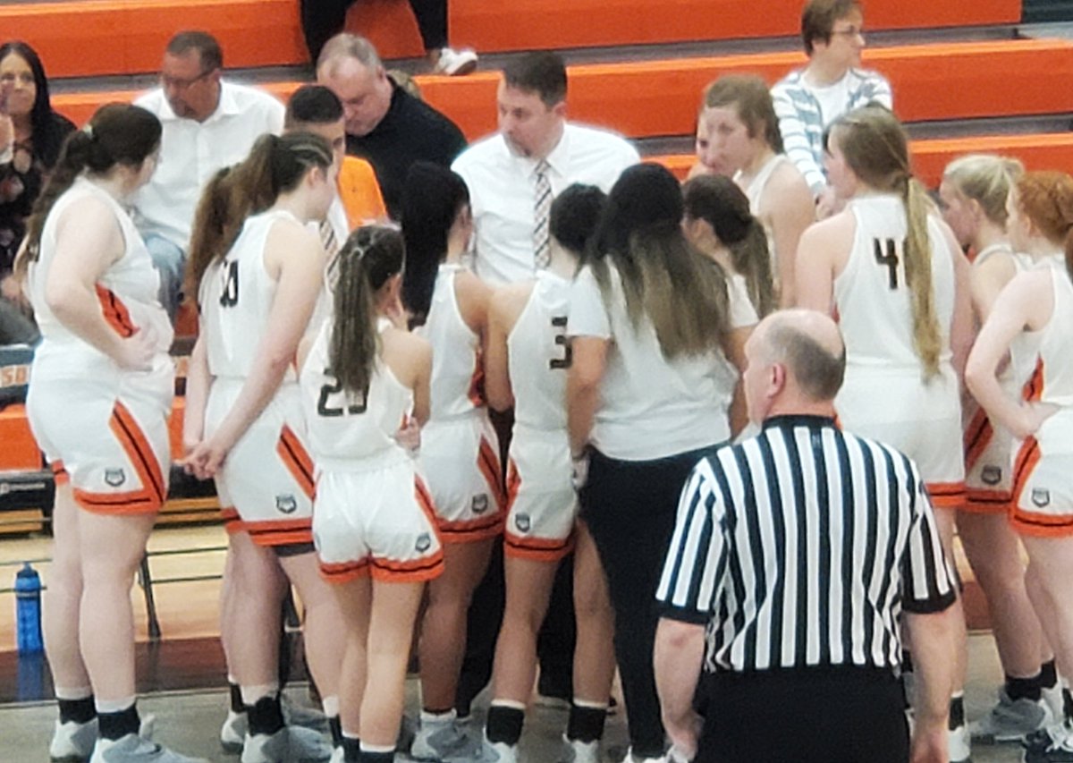 #TennesseeGirlsHighSchoolBasketball #TSSAA #Class1ASectional: <a href="/WestwoodHighSc2/">Westwood High School</a>(red) vs. <a href="/GleasonGBB/">Gleason Lady Bulldogs</a>(white)