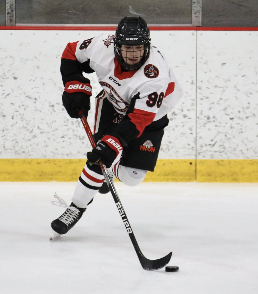 ViperStars16u's tweet photo. After 1 period here @AlphaIceComplex 

#ViperStars 0
#Kings 1

16u Hockey AA 
#Tournament 
#Pittsburgh #Skylands #HockeyTwitter https://t.co/5JW63dqdzL