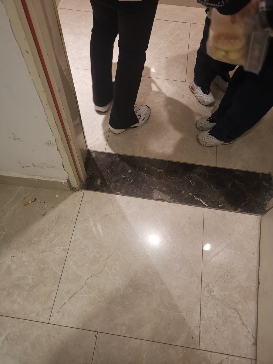 开奥迪Q7的少妇，两个孩子的妈妈，本人还是很漂亮的！这次运气好，玩到现脱了，一股淡淡的酸臭味，上头！ https://t.co/tkys2KRTbE