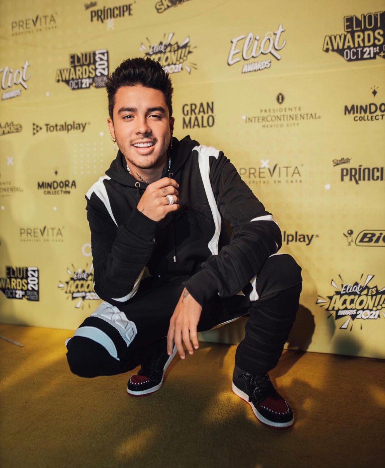 BRINDIS 26 DE MARIO BAUTISTA

Happy Birthday Mario 
Te amo 