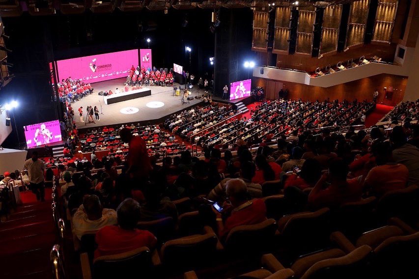 jileduardoPSUV's tweet photo. Sin duda, extraordinario encuentro con el liderazgo de base en éste V Congreso del @PartidoPSUV y IV de la @JuventudPSUV equipo indestructible entre Partido y Gobierno, rumbo a la Nueva Época de Transición del Socialismo  (https://t.co/3HSEB7bbPe)😎💪

#PSUVEnCongreso
@dcabellor https://t.co/1AfduWqbjQ