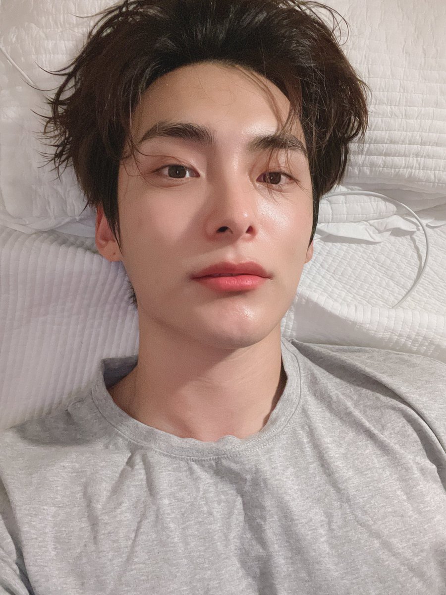 YooHun_'s tweet photo. - Day 28
You're my best gift π©Ή
#JUN #JUNHEE #CHOICE #ACE
#StayWithYouParkJunhee #staywithace https://t.co/Ucm7orpg5P
