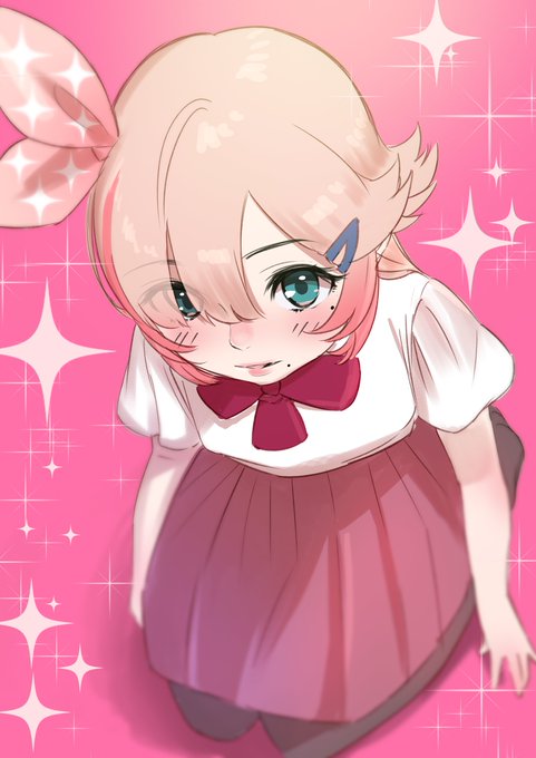 おはほ～('▽`*)💕
にっちようび～💕昨日はあったかかったのに今日はめためた寒い😭😭😭
まーたぬくぬくしてもらおーかな🥰🥰 