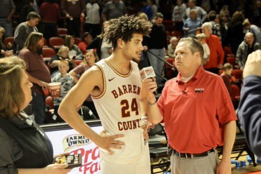 The_Sports_Web's tweet photo. @ChappelleWhitn1 and @adennyekan24
@dubcgoingdeep
@BCSports
#4thRegion #Diddle
Photo: @MrHazard101 https://t.co/V7gpccBmPB