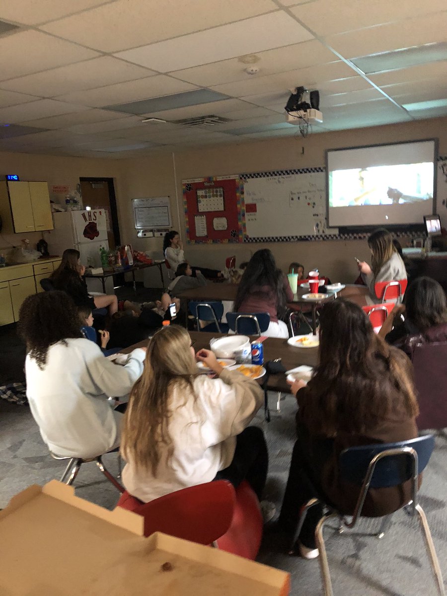 ladywhssoccer's tweet photo. Did some team building activities in the morning and then some lunch and a movie! The girls worked hard as well to come up with the team goals for this year as well!

#ElevenasOne https://t.co/AXOf76J6um