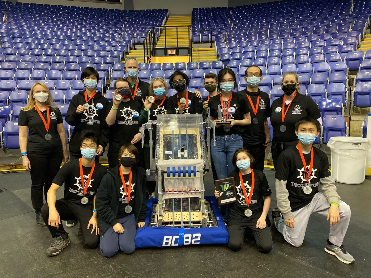 Earl Marriott Sec (@earlmarriottsec) on Twitter photo This team!!! Congratulations EMS TechMates. You did amazing at your first competition. We are so full of #marinerpride <a href="/Surrey_Schools/">Surrey Schools</a> This team!!! Congratulations EMS TechMates. You did amazing at your first competition. We are so full of #marinerpride <a href="/Surrey_Schools/">Surrey Schools</a>