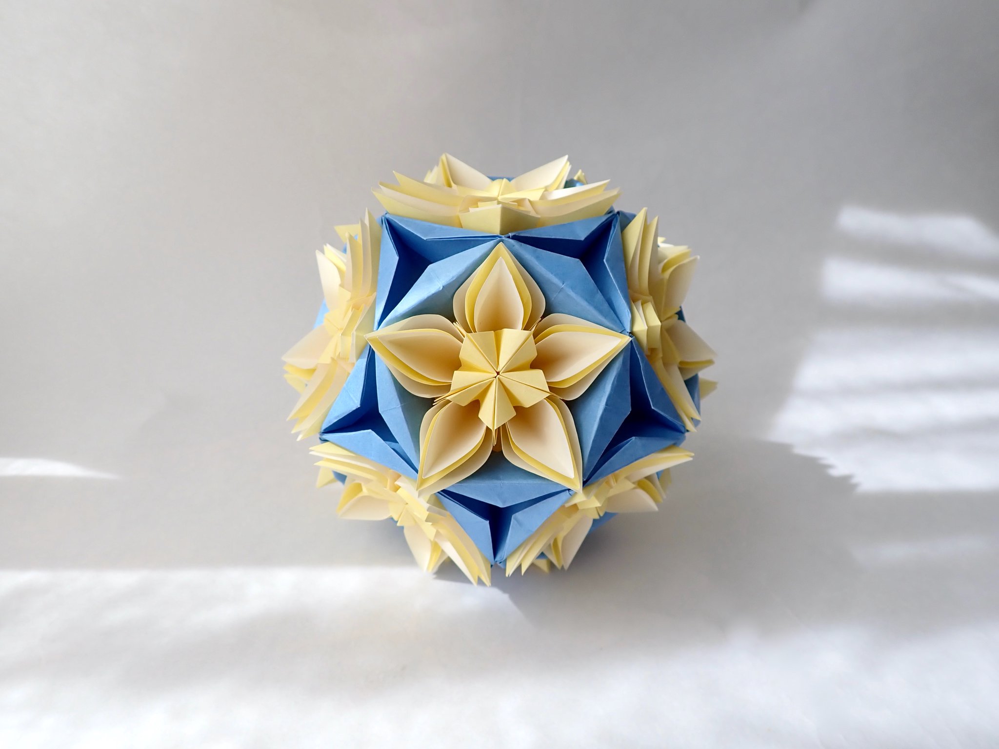 ミステリアスなクラスメイト 折紙　SP PSA10 折り紙 紫陽花のくす玉を作ってみた!作り方/How to make a