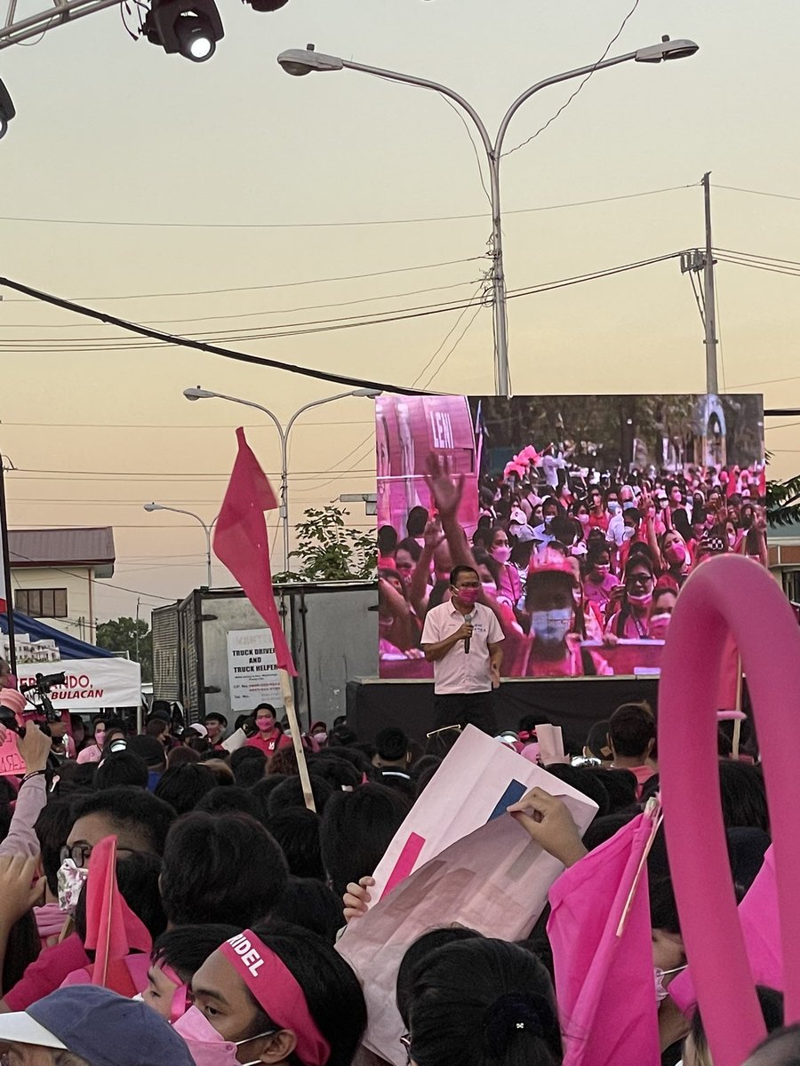 _rainbowfighter's tweet photo. #Magdalo representative campaigned for Senator @TrillanesSonny.
#58TRILLANESsaSenado
#LeniKikoTeam2022 ๐๐ฟ https://t.co/MjUGHRpC1b