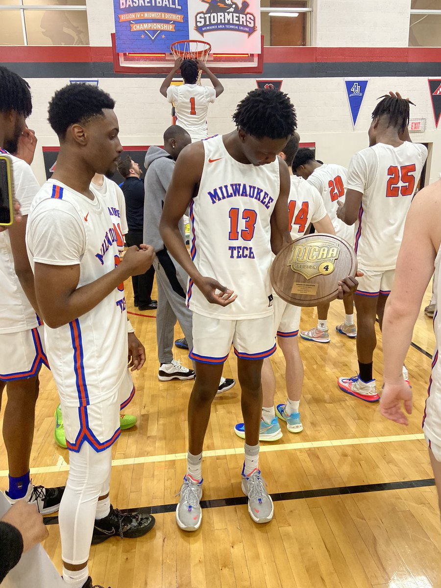 Doza “DJ” Pitia tweet media