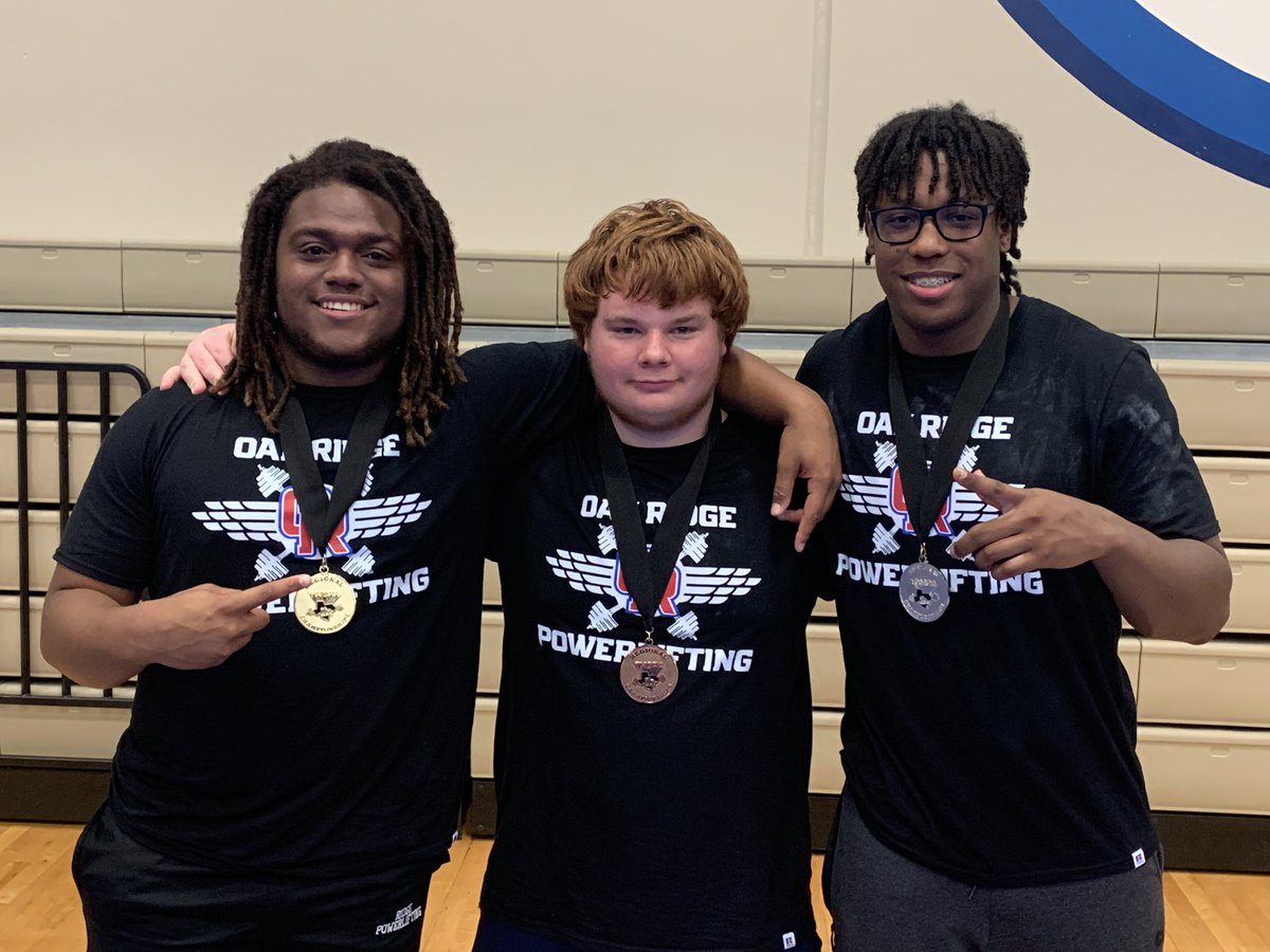 Congrats to these guys on a great regional meet performance!!
Jacob Harris 1st 🥇                                 Myles Terry 2nd 🥈                                     Aiden Garris 5th