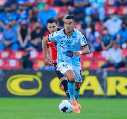La <a href="/FMF/">Federación Mexicana de Futbol</a> informó que la Comisión Disciplinaria abrió una investigación por los acontecimientos ocurridos en tribuna y cancha, en el Estadio La Corregidora de Queretaro, hasta el momento se habla de cerca de 20 personas que han perdido la vida