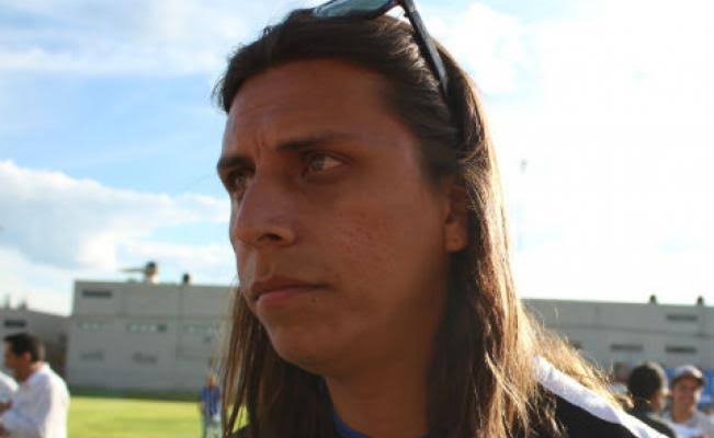 EstefaniaRuizDR's tweet photo. Él es Amílcar Rafael Godinez Martínez, líder de la barra  Resistencia Albiazul, él debe ser aprehendido y dar los nombres de cada uno de los implicados. https://t.co/HtG9KMTgP0