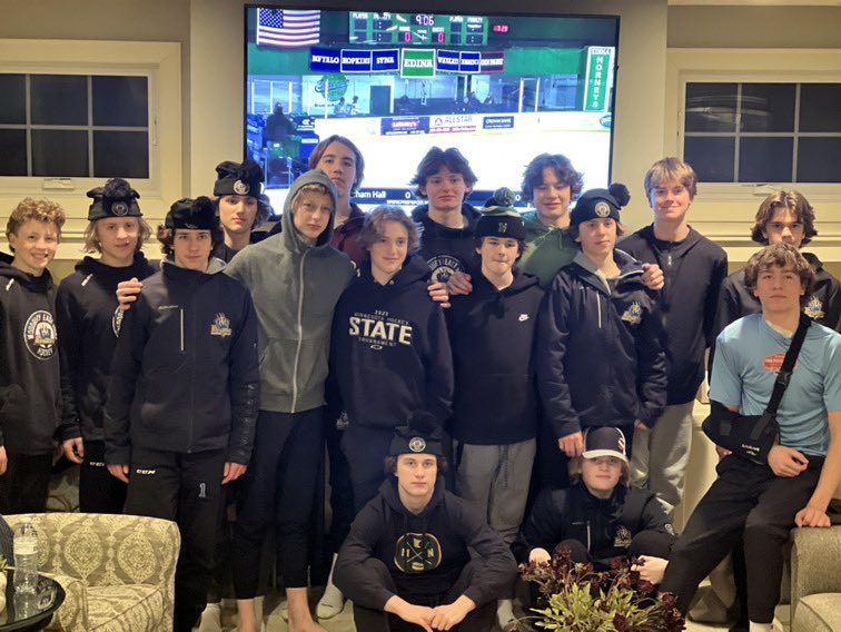 Bantam AA Regions - North. Woodbury > Centennial 3-2. And Woodbury > Minnetonka 4-2. Tough game tomorrow vs OMG AA. #roadtostate