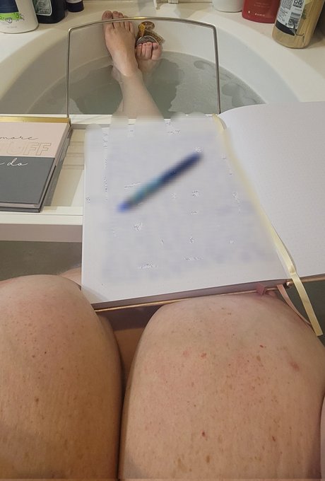 Just sitting in the bath coming up with content ideas! You can't see them yet! 😉 https://t.co/cbkfVE<a href="/tag/miami"class="tags"><span>#miami</span></a><a href="/tag/exxxotica"class="tags"><span>#exxxotica</span></a>