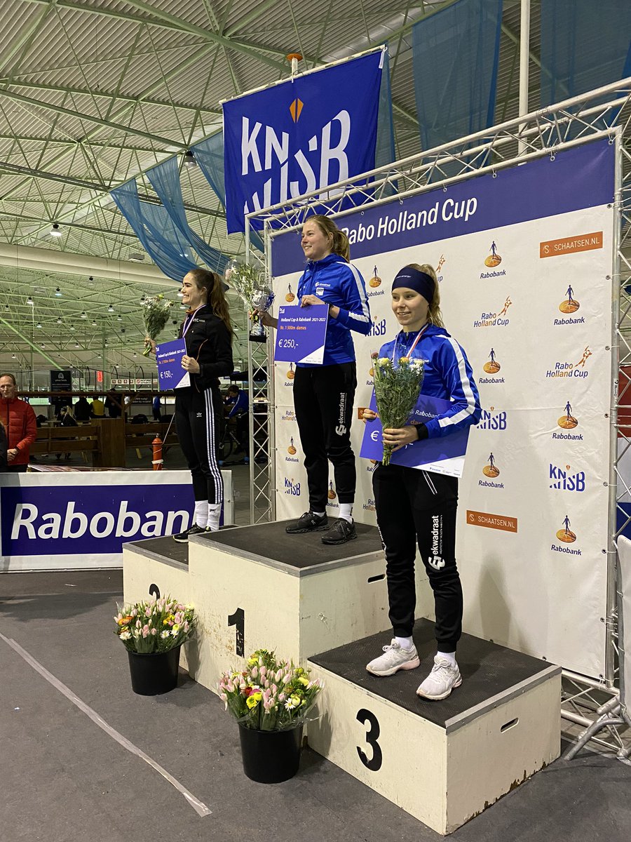 henkhospes56's tweet photo. Finale Holland Cup Enschede 1e plaats Esme Stollenga en 3e plaats voor @helgadrost en @JoostvDob #victronenergybv 
#ekwadraat
#decoverf 
#kuiperverzekeringen 
#argostankstations 

#fboranjewoud #rabobank #bouwgroepdijkstradraisma #topsportnoord #craft https://t.co/BNgGbX3zok