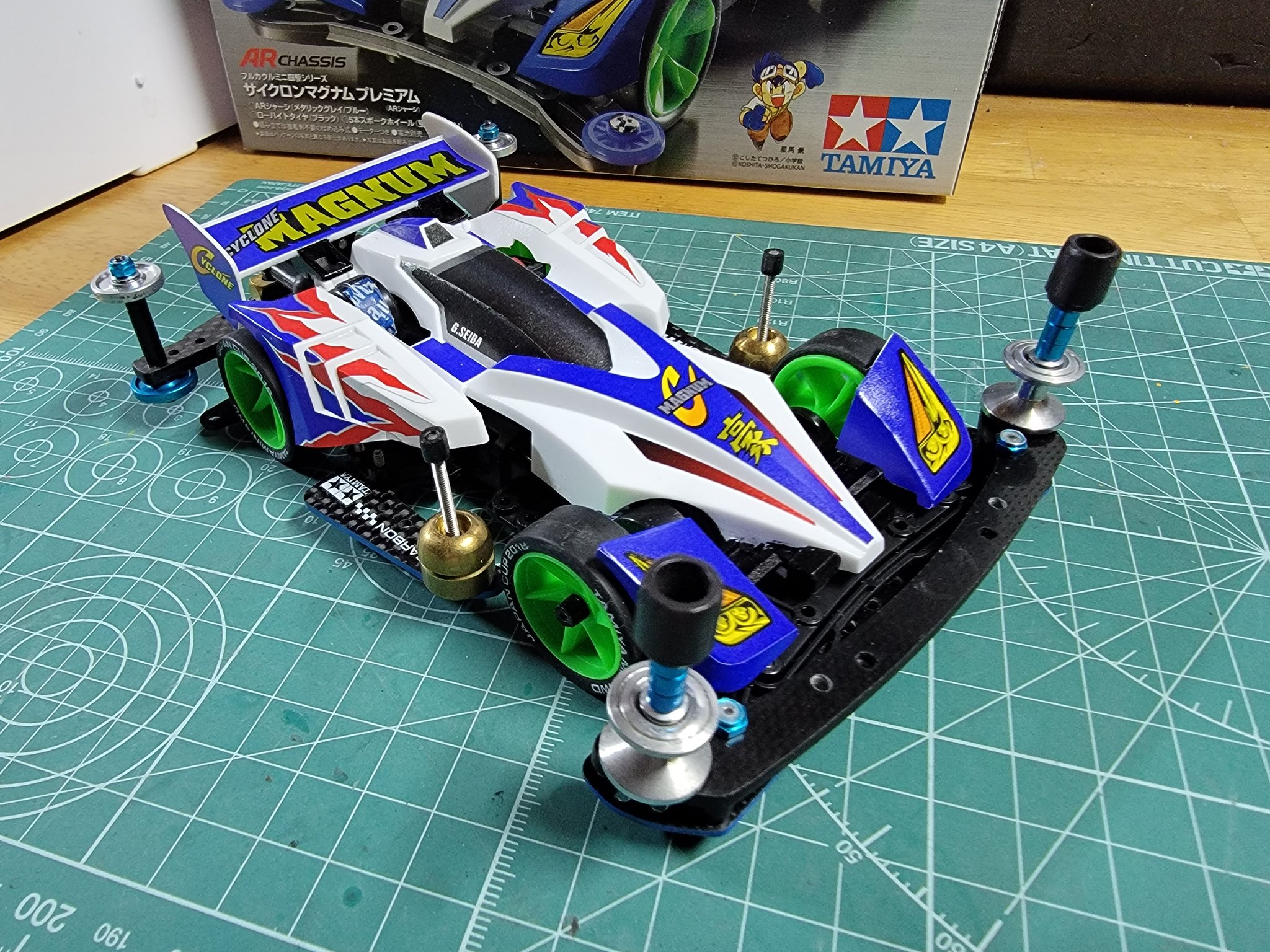 サイクロンマグナムTRF ミニ四駆 フルメタルブルーモーター56,000rpm