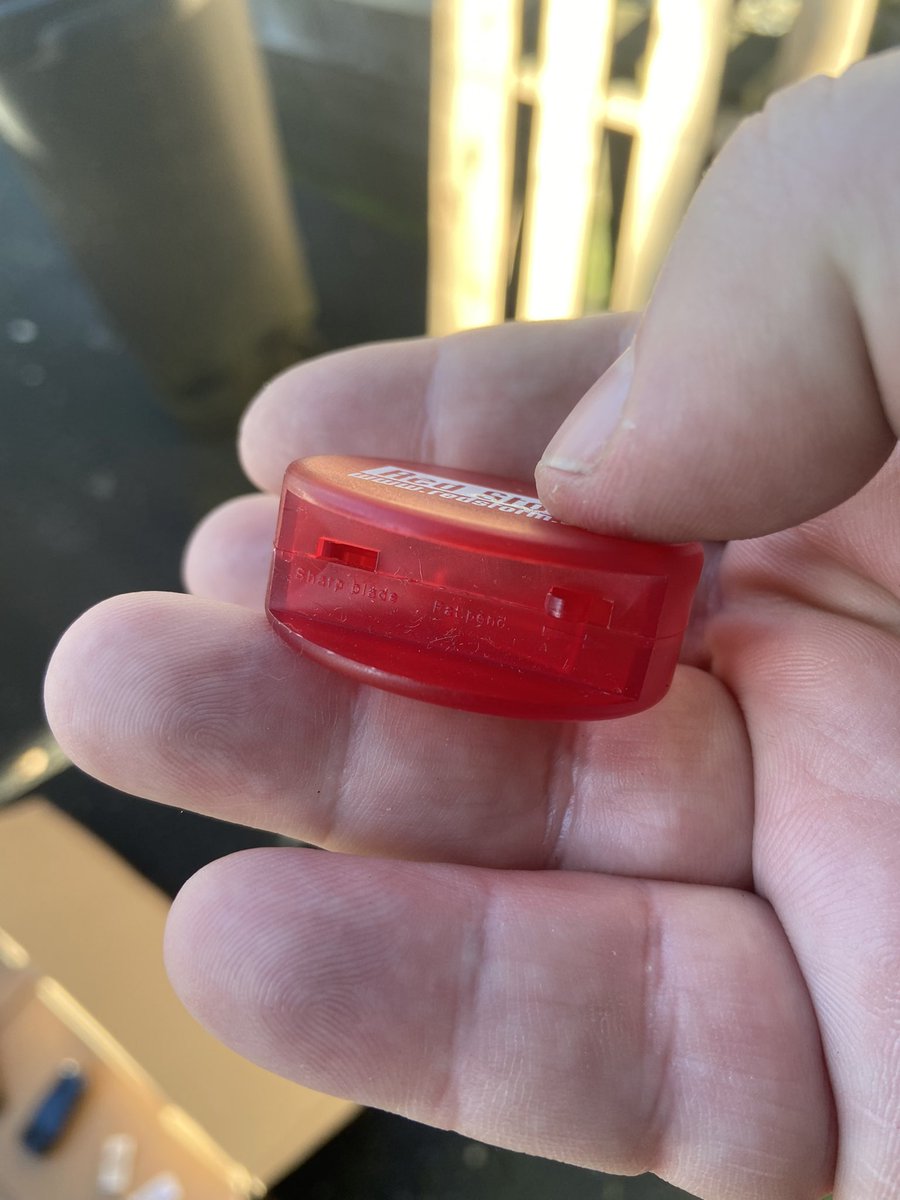 SolForce's tweet photo. Anybody else remember these things?
#SpringCleaning #OldDevs
(shout out to @RedStorm) https://t.co/olRWg2PsW2
