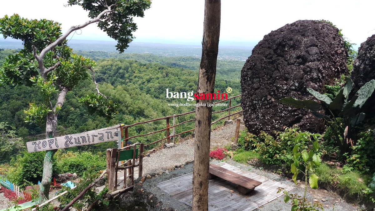 bangsamanja's tweet photo. 11. Jujur saat ini Pengelola butuh pendamping yang potensial. Hanya butuh sentuhan yang serius, bisa menjadikan icon wisata gunung kuniran bisa eksis lagi #butuhinvestor #obyekwisata https://t.co/nwJqXyg2R2