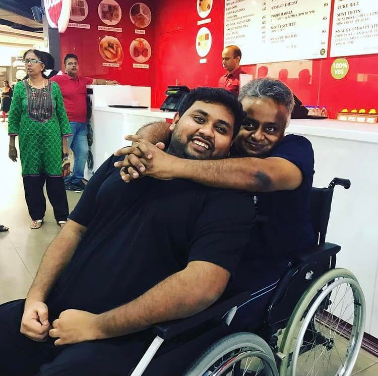 Shifting gears in a “drive to save lives”

LinkedIn:-
linkedin.com/.../tanmayee-r…...

#DriveToSurvive #driveinn #DisabilityTwitter #India #worldrecord #mjonwheels