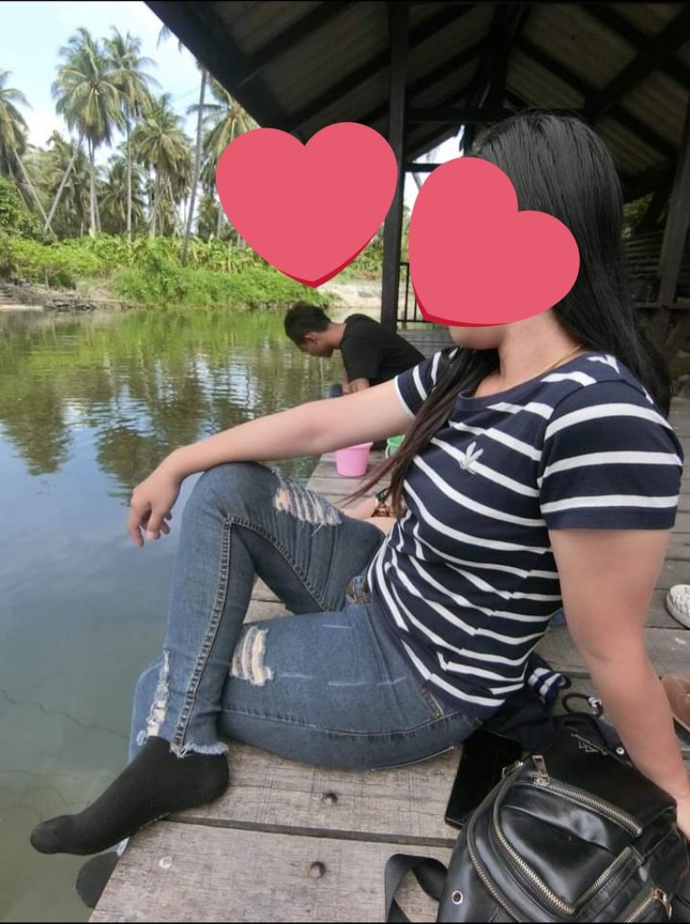 แอบมองเธออยู่นะจ๊ะ😋