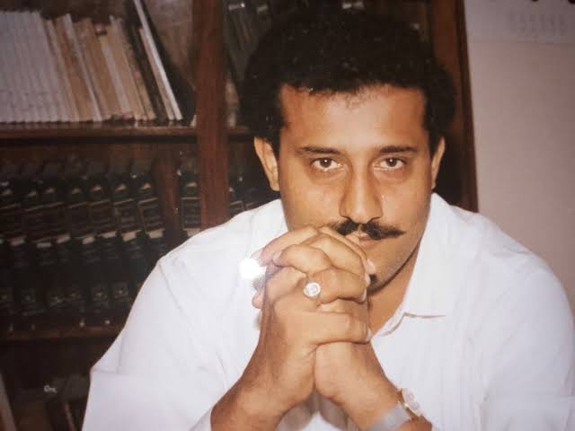 muzamil_kalmati's tweet photo. آسمانوں سے فرشتے جواتارے جائیں
وہ بھی اس دور میں سچ بولیں تو مارے جائیں
#ShaheedAbdullahMurad 
#RememberingSAM On his 18th Martyrdom Anniversary. https://t.co/mcZ8mrnb4d