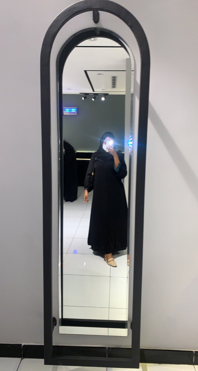Beshms2's tweet photo. صباح الخير جمعياً طولت ما نزلت شي المهم طمنوني عنكم،امس قست وزني لقيته ١٠٠ 😭 ليا خمسه سنين"صيغة مبالغه" وانا ١٠٧ ياربي لك الحمد مو مصدقه باقيلي جرامات واسير رقمين على خير🤍😭رسمياً نحفت ٧٠ كيلو الحمدلله 💃🏽 #رابطة_المتكممين @tkmem https://t.co/5Ym8f6VKWL