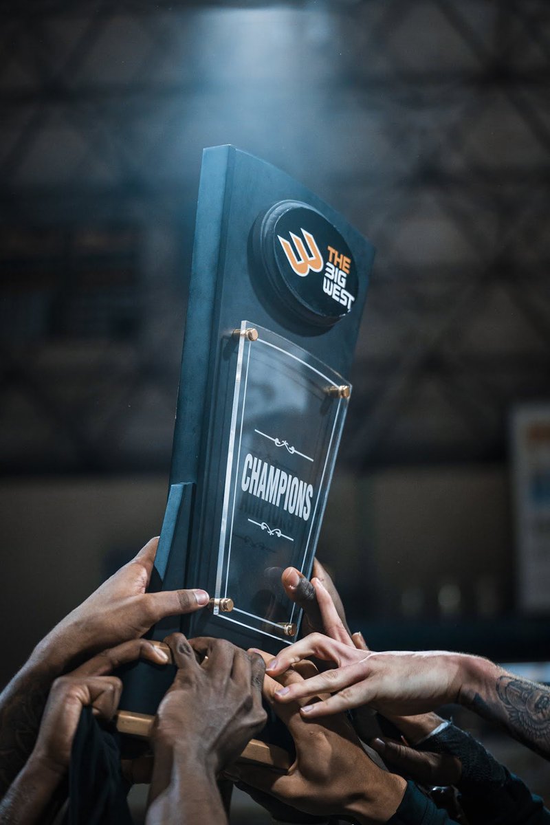 jmmh_3's tweet image. WHAT A FEELING💍🥇