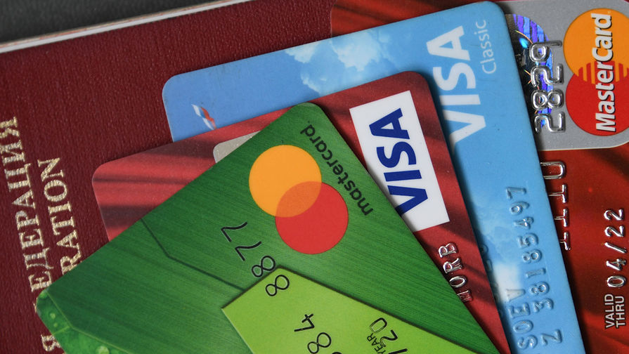 GazetaRu's tweet photo. Visa и Mastercard решили приостановить деятельность в России. 

ЦБ говорит, что это никак не повлияет на оплату картами этих платежных систем внутри страны https://t.co/B4T3x8XWZl
