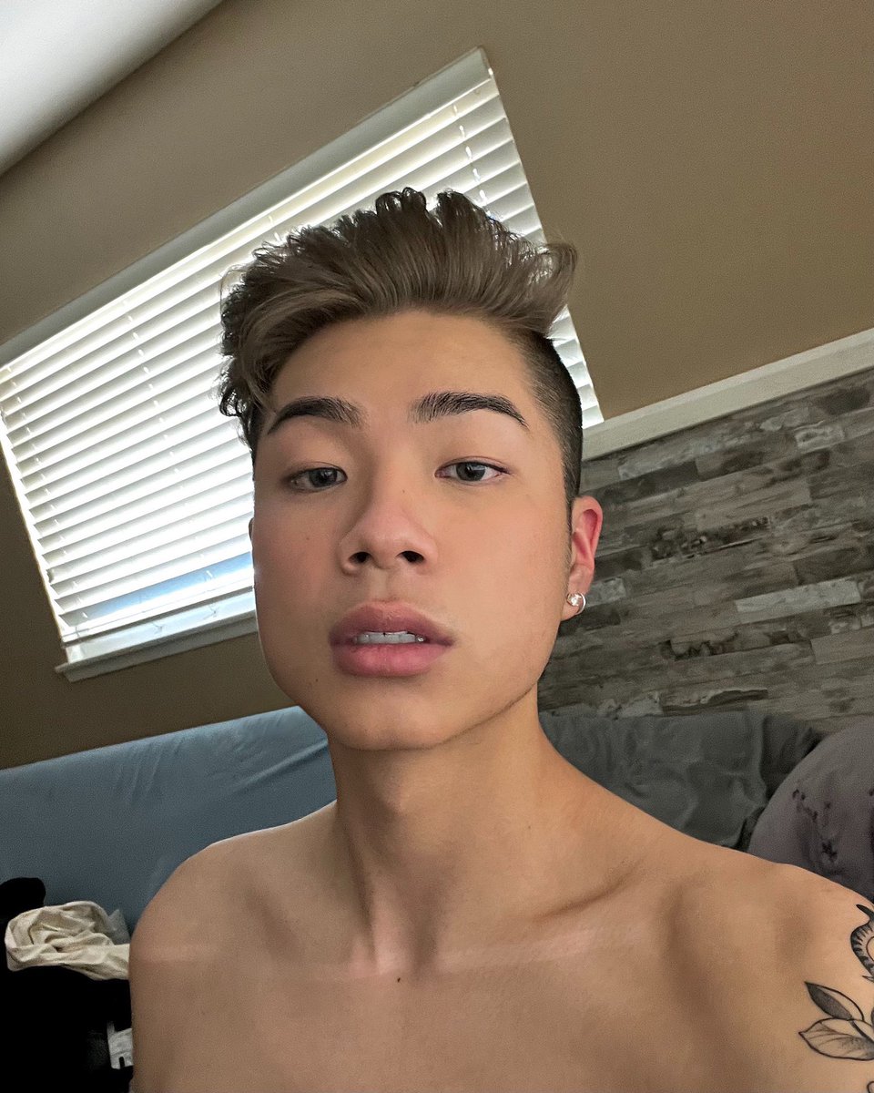phumousandy's tweet photo. Start of my villain arc https://t.co/hyYW57YM3Z