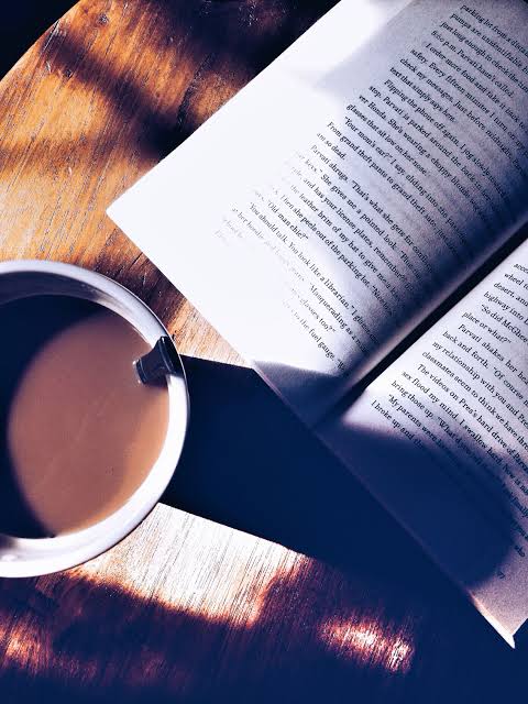 Artikulate_'s tweet photo. Sunday mornings are for reading the word, pray and pray more. 
Have a blessed Sunday. 🙏 https://t.co/fycsI3cdtL