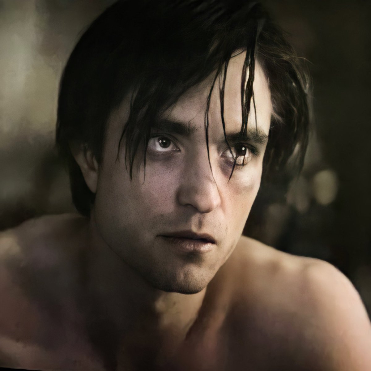 g4rgoylz's tweet photo. ahora todos basarán su personalidad en el batman de robert pattinson https://t.co/CthabkhqA1