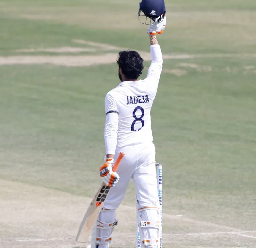 sachin_rt's tweet photo. .@imjadeja is turning everything into gold! 🏏

Wonderful performance.

#INDvSL https://t.co/lBm6knZGNd