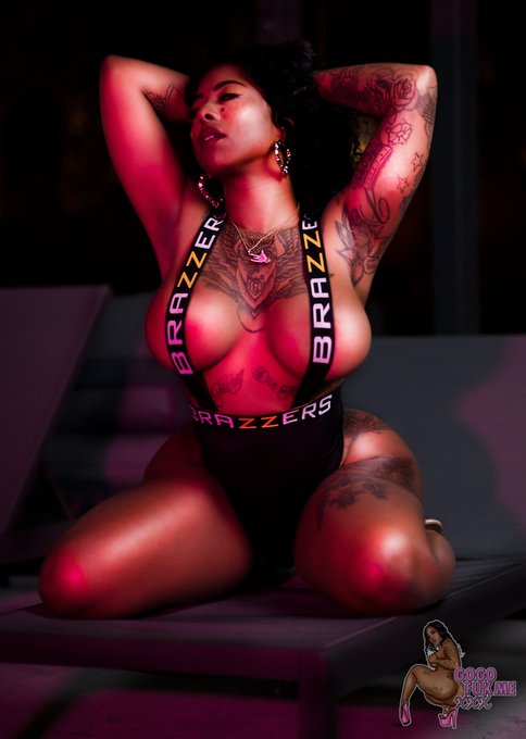 Brown skin, curves, and Tatts 🤤 #Brazzers #GoGoFukMe
👑 @GoGoFukMe3x 
📸 @HektekDesires https://t.co/z